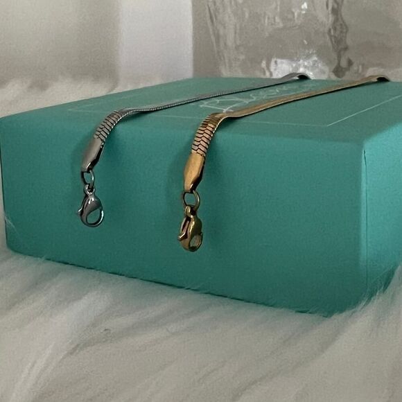 SET OF 2, jBloom Josie Herringbone Bracelets - Gold & Silver Stainless - Picture 3 of 3